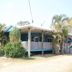 Castaway House- No Parties - No Pets Agnes Water